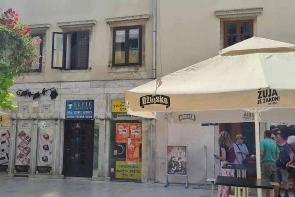 Apartman Julija 1 Rijeka Eksteriør billede