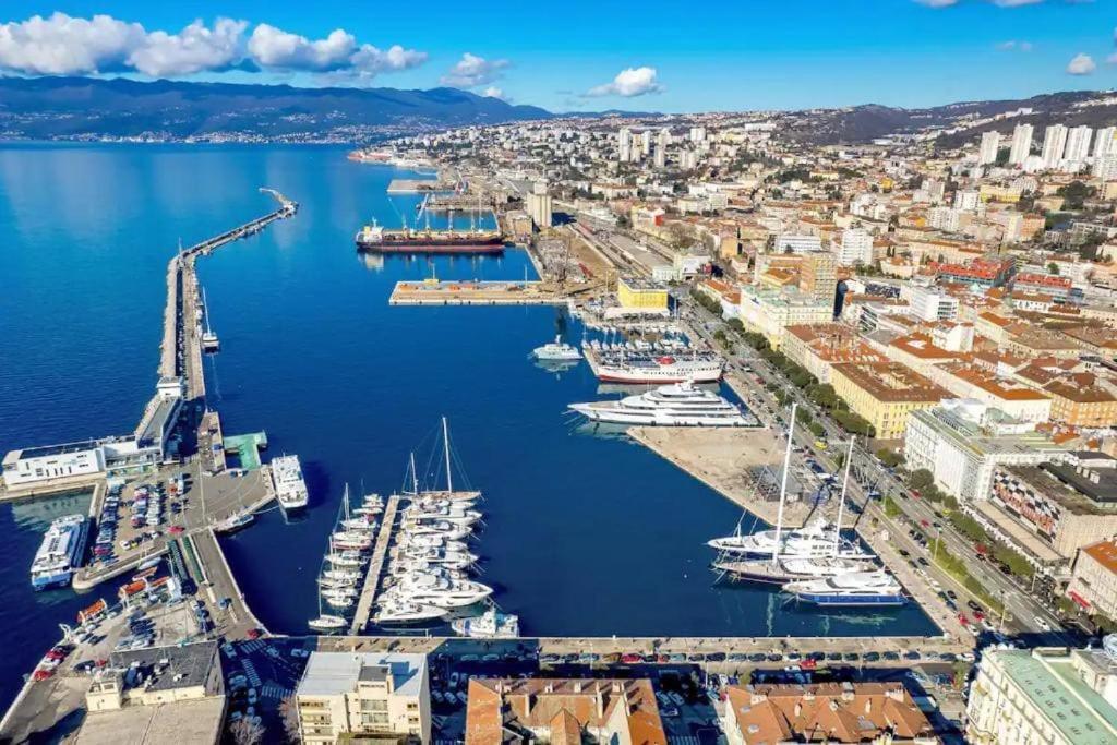 Apartman Julija 1 Rijeka Eksteriør billede